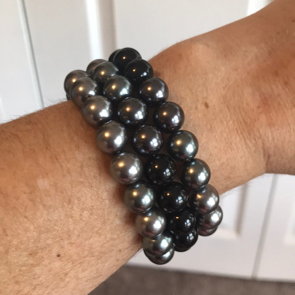 Bracelets - Picture 2 of 3